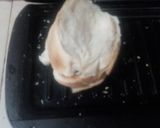 Foto del paso 3 de la receta: Tostadas rellenas de dulce de leche🍞