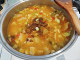 Crema de arroz con calabacín y patatas