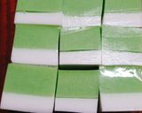 Hình bước làm 1 của món Rau câu lá dứa nước cốt dừa