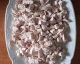 Foto del paso 1 de la receta Pastel de pollo con masa de hojaldre