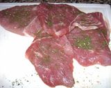 Foto del paso 1 de la receta: Milanesas de cerdo al disco de arado