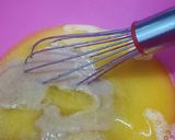 Foto langkah ke 3 dari resep Banana Muffin Praktis.