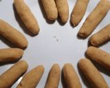 A picture of step 3 of Potatoes Maggi roll.