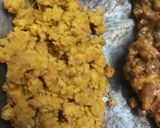 A picture of step 2 of Mung kheema pulao.
