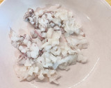 Foto del paso 3 de la receta: Calamar relleno de Gambas rojas