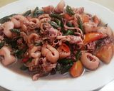 Foto langkah ke 7 dari resep Tumis cumi cabe ijo teriyaki.