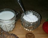 A picture of step 2 of Cherry or banana shake 🍌🍒 #drinkcontest.