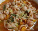 Foto del paso 5 de la receta: Sopa de conchitas con verduras
