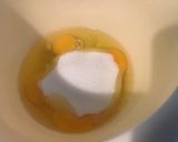 Une image de l'étape 2 de Flan de semoule façon pâtissier aux pêches de vigne.