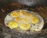 A picture of step 3 of Chicken Pakoray.