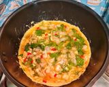 รูปขั้นตอนการทำที่ 3 ของ 🤤ข้าวไข่เจียวกะเพรากุ้งสับ🦐