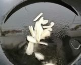 Foto del paso 5 de la receta: Lubina con vinagreta de fresas