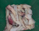 Foto langkah ke 2 dari resep Cumi Saus Hitam Manis.