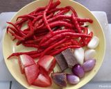 Foto langkah ke 1 dari resep Sambal Goreng Terasi.