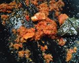 Foto langkah ke 3 dari resep Bobor Pedas Daun Lembayung.