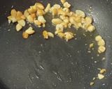 A picture of step 2 of Sabhudana Halwa.
