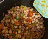 A picture of step 3 of Easy chickpea and kidney beans chilli.