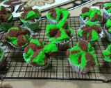 Foto langkah ke 8 dari resep Bolu kukus pandan coklat.