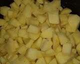 Foto del paso 1 de la receta Tortilla de patatas (y ajo)