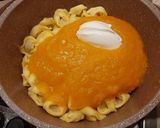 A picture of step 4 of Tortellini with Butternut Squash, Prosciutto, and Hazelnuts.