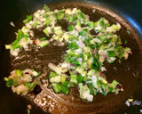 Foto del paso 2 de la receta: Langostinos al curry thailandés (Este amor de fuego es por ti y contigo)