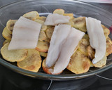 Foto del paso 9 de la receta: Bacalao con patatas y bechamel de espinacas