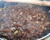 Foto del paso 2 de la receta: Pino vegetal de callampas secas