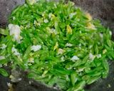 Foto langkah ke 3 dari resep Buncis Tumis Telur.
