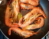 Foto del paso 3 de la receta: Gambones "La lusitana"