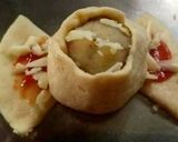 A picture of step 11 of Stuffed rose buns.