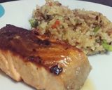 Foto del paso 7 de la receta: Arroz salteado con verduritas y salmón a la plancha