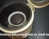 Foto langkah ke 3 dari resep Choco Cake with Lava Sauce Masak di Rice Cooker.