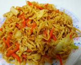 Foto langkah ke 3 dari resep Mie Goreng Sederhana.