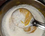 A picture of step 2 of Mango icecream burfi.