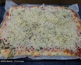 Foto langkah ke 3 dari resep Squarepan Pizza.