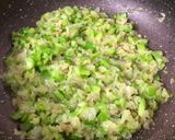 A picture of step 7 of Pav Bhaji.