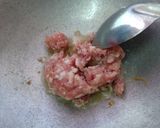 รูปขั้นตอนการทำที่ 3 ของ เต้าหู้ไข่หมูสับผัดน้ำมันหอย