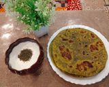 A picture of step 3 of Healthy breakfast - Moringa powder paratha with lahsuni raita.