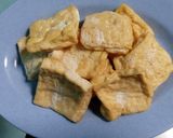 Foto langkah ke 3 dari resep Goreng Tahu putih maknyus😄.
