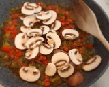 Foto del paso 3 de la receta: Arroz cremoso de rabo de toro y boletus
