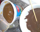 Foto del paso 2 de la receta: Frutillas con chocolate y manjar 🍓🍫