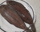Foto del paso 1 de la receta: Lenguados rebozados estilo romana