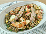 Ensalada de lentejas con manzana y gambones