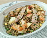 Foto del paso 7 de la receta: Ensalada de lentejas con manzana y gambones
