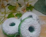 Foto langkah ke 17 dari resep Donat Pandan Menul 🍩🌿.