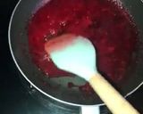 Foto langkah ke 3 dari resep Silky Milk Pudding with Strawberry Puree Homemade ain't Panna Cotta (sauce bikin mom n kids nagih).