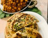 ચીઝ ગાર્લીક કુલચા (Cheese Garlic Kulcha Recipe In Gujarati) રેસીપી સ્ટેપ6ફોટો