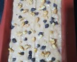 A picture of step 8 of Strawberry Banana Bread with Walnuts.