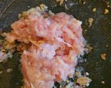 Foto langkah ke 2 dari resep Isian Ayam Tahu untuk Bacang.