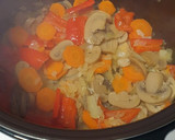 Foto del paso 1 de la receta: Carne en salsa con verduras